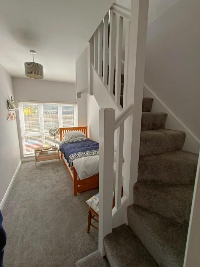 Beautiful 1-Bed Riversi Cottage Located In Malpas Труро Экстерьер фото